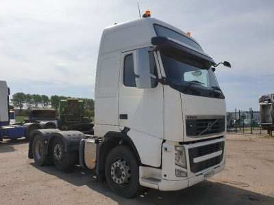 Volvo FH460 6x2 Midlift Tractor Unit - 3