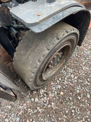 2010 Toyota 02-8FGF30 Gas Fork Lift Truck - 4