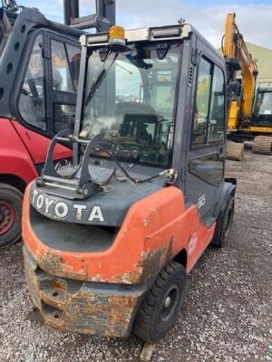 2010 Toyota 02-8FGF30 Gas Fork Lift Truck - 9