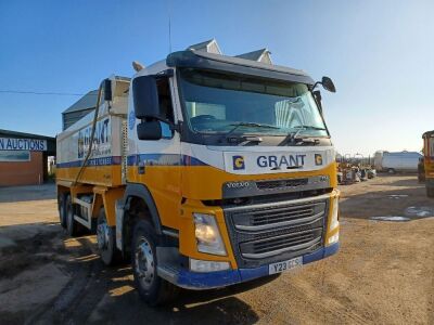 2015 Volvo FM420 8x4 Tipper