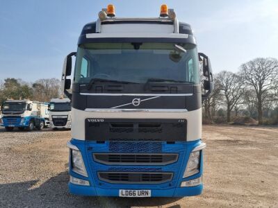 2016 Volvo FH540 Globetrotter 6x2 Mini Midlift Tractor Unit - 2