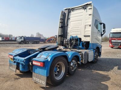 2016 Volvo FH540 Globetrotter 6x2 Mini Midlift Tractor Unit - 4