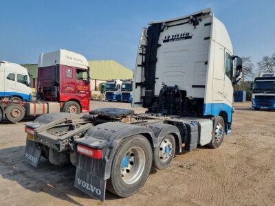 2018 Volvo FH540 Globetrotter 6x2 Mini Midlift Tractor Unit - 4