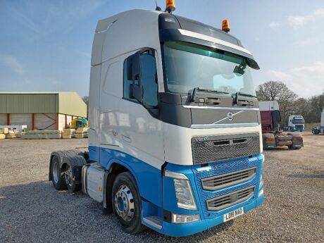 2018 Volvo FH500 Globetrotter 6x2 Mini Midlift Tractor Unit