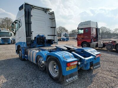 2016 Volvo FH540 Globetrotter 6x2 Mini Midlift Tractor Unit - 3