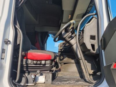 2015 Volvo FH 500 Globetrotter 6x2 Mid Lift Tractor Unit  - 7