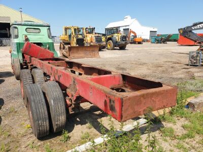 ERF LV 8x2 Twin Steer Chassis Cab - 3