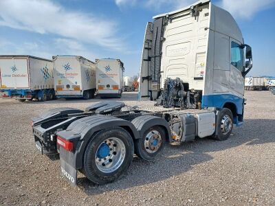 2018 Volvo FH540 Globetrotter 6x2 Mini Midlift Tractor Unit - 3