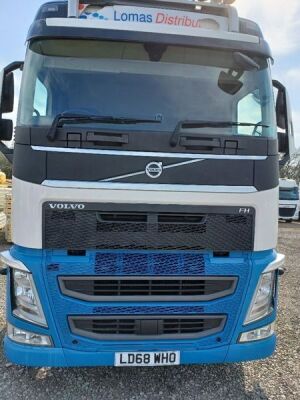 2018 Volvo FH540 Globetrotter 6x2 Mini Midlift Tractor Unit - 5