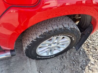 2014 Toyota Hilux Invincible Double Cab Pick Up - 8