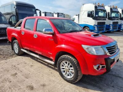 2014 Toyota Hilux Invincible Double Cab Pick Up - 12
