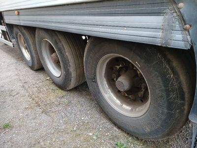 2003 Gray & Adams Triaxle Fridge Trailer - 10