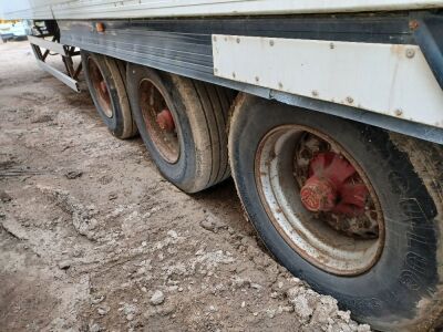 2006 Gray & Adams Triaxle Fridge Trailer Carrier Maxima 1300 Unit - 5