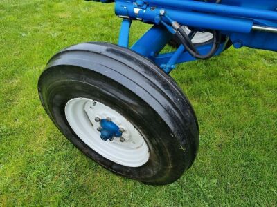 1966 Ford 5000 Super Major Tractor - 11