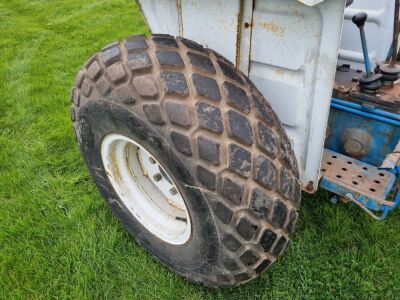 Ford 1000 Tractor - 6