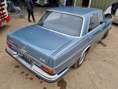 1971 Mercedes 280SE 3.5 V8 4Dr Saloon - 11