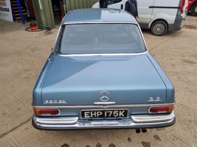 1971 Mercedes 280SE 3.5 V8 4Dr Saloon - 13