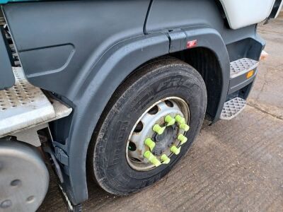 2013 Scania R440 Highline 6x2 Tractor Unit - 11