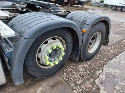 2013 Scania R440 Highline 6x2 Tractor Unit - 9