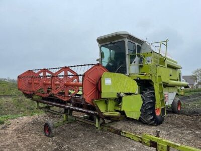 Claas Dominator 96 Combine