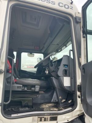 2013 Scania R440 Highline 6x2 Tractor Unit - 13