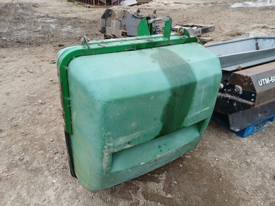 John Deere 3421 Vacuum Attachment - 2