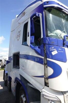 2014 Volvo FH500 6x2 Midlift Tractor Unit - 23