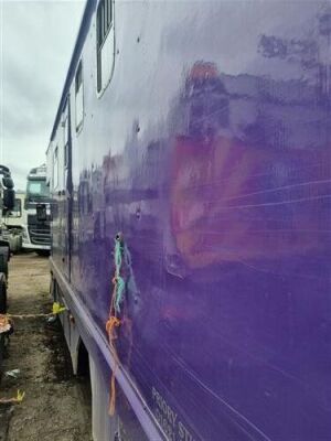 1989 Ford Cargo 0813 4x2 Horse Box - 11