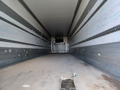 2004 Schmitz Triaxle Fridge Trailer - 5