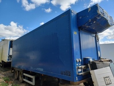 2000 Schmitz Tandem Axle Urban Fridge Trailer