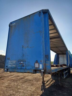 1995 Fruehauf Triaxle Curtainside Trailer