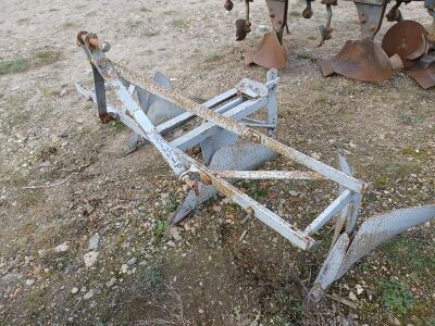 Ferguson 3 Furrow Ridger