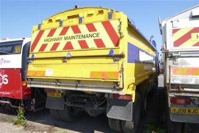 2006 Volvo FM440 8x4 Insulated Body Tipper - 16