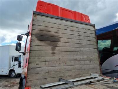 2012 Renault Premium Drawbar Rear Lift 6x2 Flat  - 16