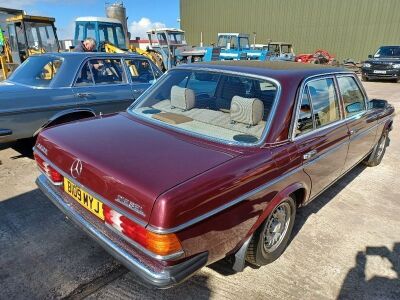 1984 Mercedes  300D 4 Door Saloon - 4