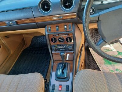 1984 Mercedes  300D 4 Door Saloon - 8