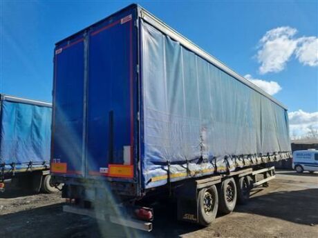 2005 SDC Triaxle Curtainside Trailer