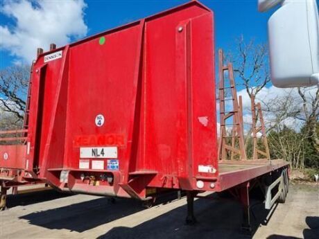 2015 Dennison Triaxle Extending Flat Trailer