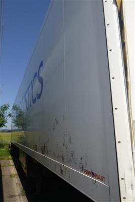 2010 Schmitz Triaxle Fridge Trailer - 3