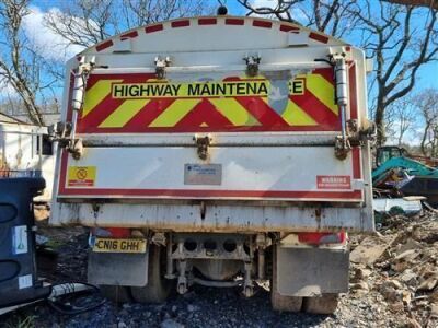 2016 MAN TGS 32 400 8x4 Insulated Body Tipper - 5