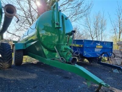 Single Axle Vacuum Tanker