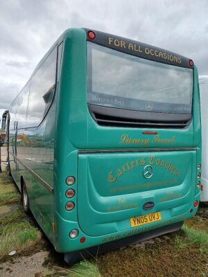 2005 Mercedes UNVI Cimo 1018 33 Seat Coach - 3