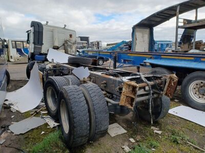 2015 Volvo FM 450 8x4 Chassis Cab - 3