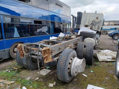 2015 Volvo FM 450 8x4 Chassis Cab - 4