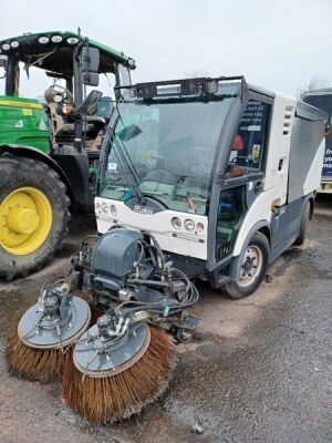 2018 Hako Citymaster 220 Road Sweeper - 2