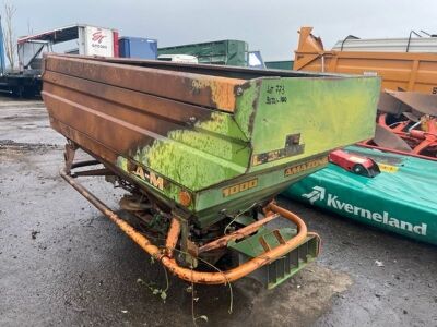 Amazone L3000 Spreader