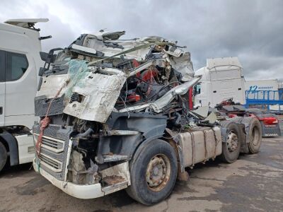 2013 Volvo FH460 6x2 Midlift Tractor Unit