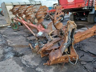 Kverneland LD100 5 Furrow Reversible Plough