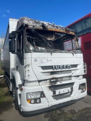 2011 Iveco Stralis 6x2 Rear Lift Curtainside Rigid - 2