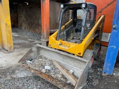 Mustang 2054 Skid-Steer - 2